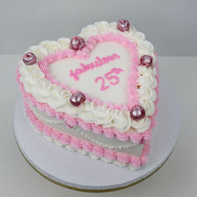 Load image into Gallery viewer, Vintage Cake