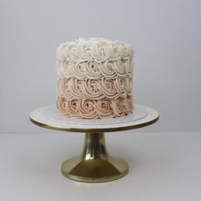 Cargar imagen en el visor de la galería, Ombre' Rosettes Cake