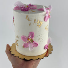 Load image into Gallery viewer, Sugar Petals Cake
