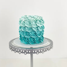 Cargar imagen en el visor de la galería, Ombre' Rosettes Cake