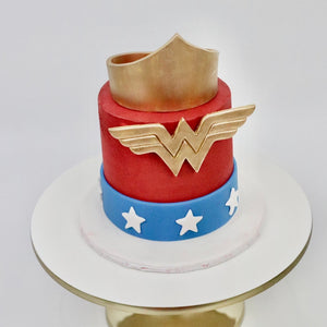 Wonder girl Cake